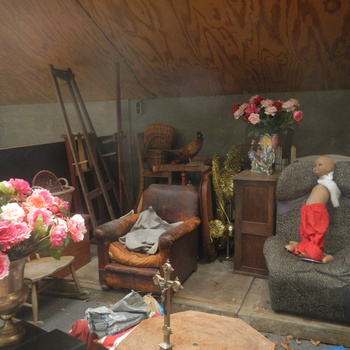 Hoes Wander - Flowers for the Future Past